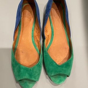 Super cute color block Anthropologie Peep Toe Flats. 🥿